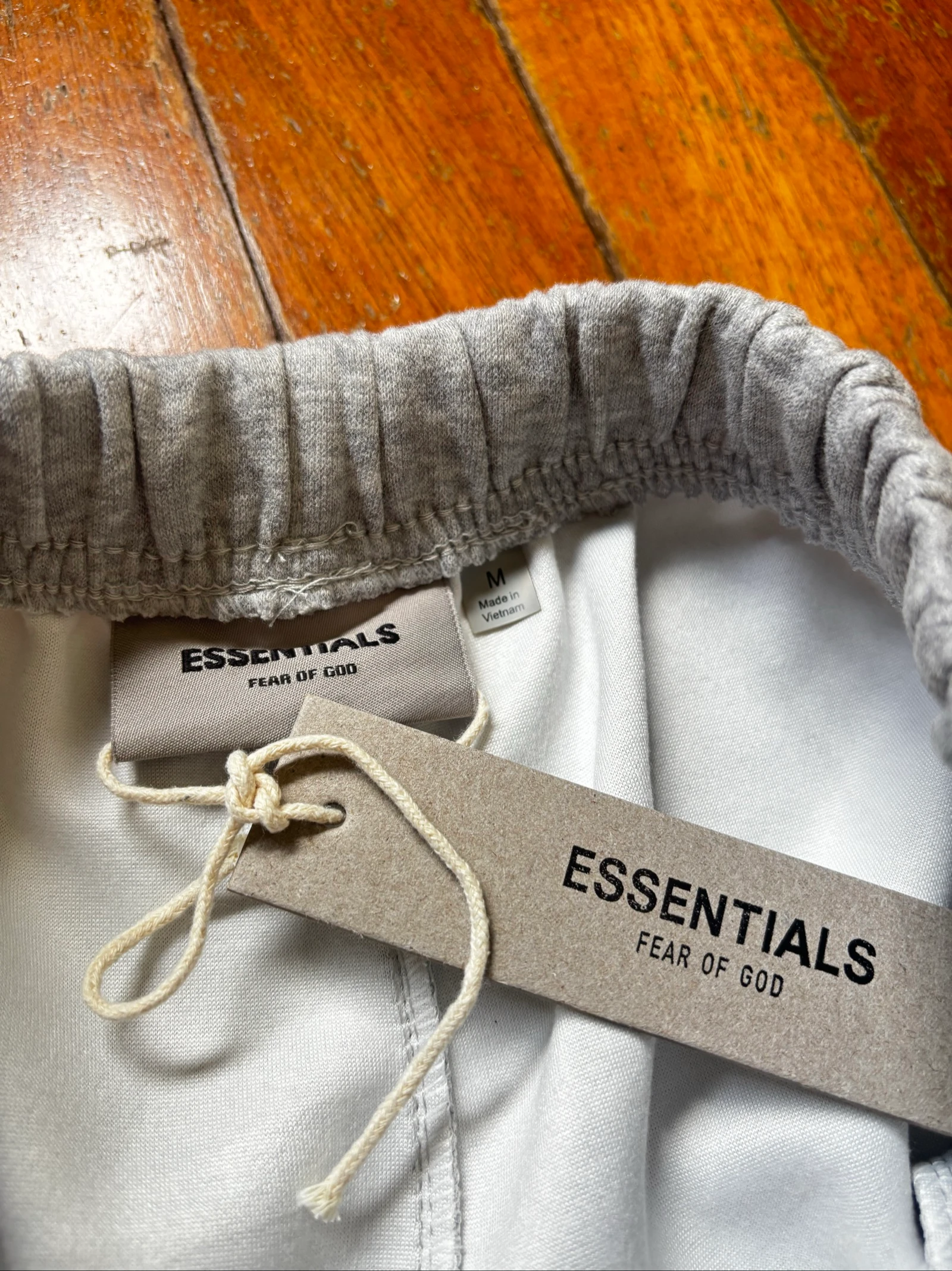 Essentials grijze korte broeken/maat M – photo 6
